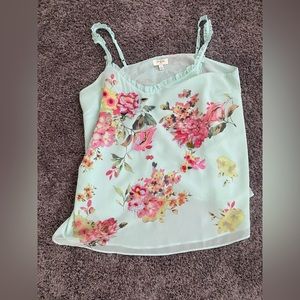 BEAUTIFUL SEAFOAM TANK TOP